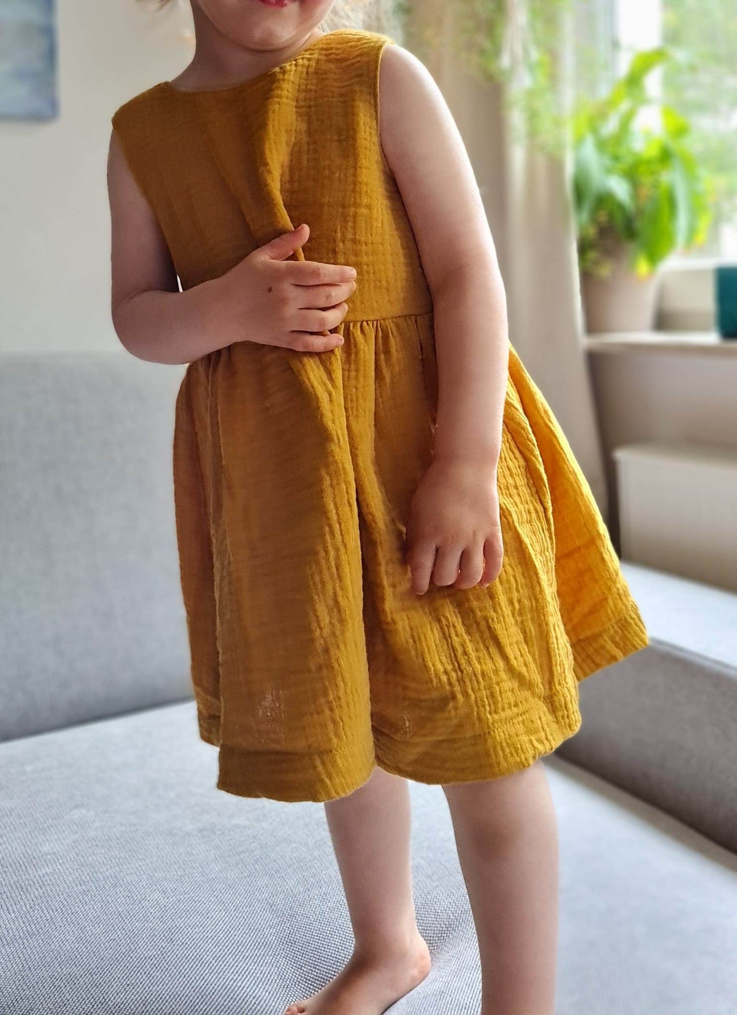 Schnittmuster Mädchenkleid Lilje Gr. 56-164 - Sewando