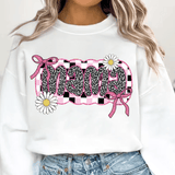 Bügelbild Mama – Leoprint mit Gänseblümchen & Glitzerschleifen (PNG) - Sewando