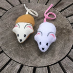 Maus Stickdatei ITH 10x10 Katzenspielzeug Haustierbedarf Stoffmaus Tierspielzeug Anleitung in deutscher Sprache - Sewando