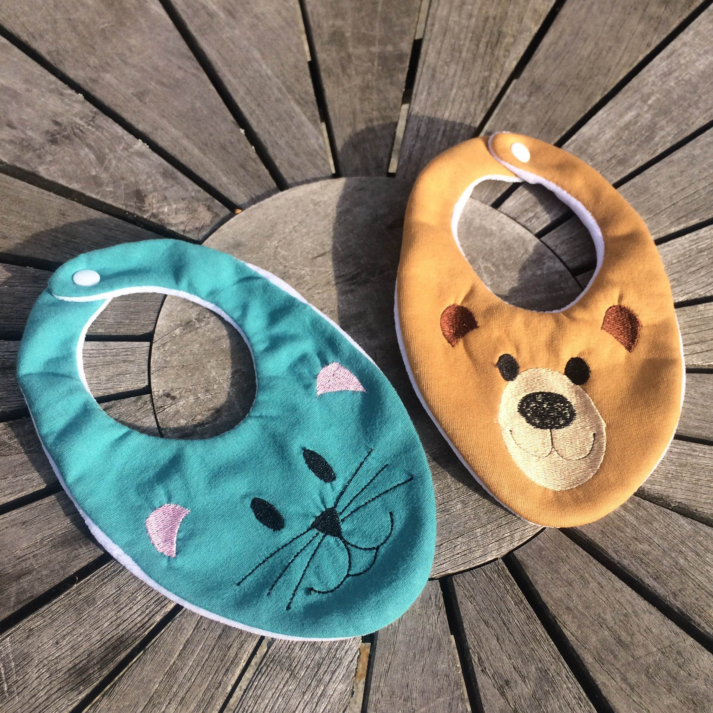 Kinder-Halstuch Stickdatei ITH 16x26 Tuch Herbst Schal Katze Bär Baby - Sewando