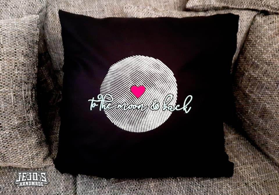 Plotterdatei MOND LineART - bis zum Mond und zurück - inkl Schriftzug und Template - Sewando