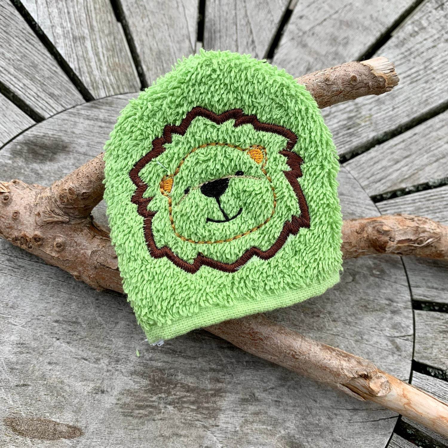 Löwen-Waschlappen Stickdatei ITH 10x10 Waschhandschuh Tierwaschlappen Tierwaschhandschuh Zoo Baby - Sewando