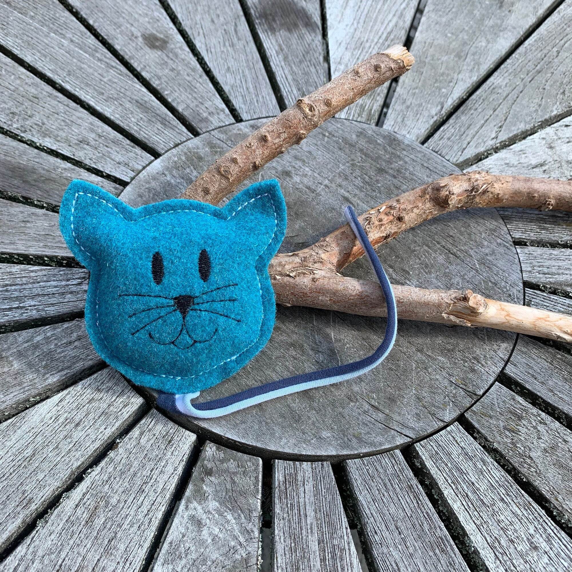 Katze Stickdatei ITH 10x10 Katzenspielzeug Haustierbedarf Baldrian Katzenminze Tierspielzeug - Sewando