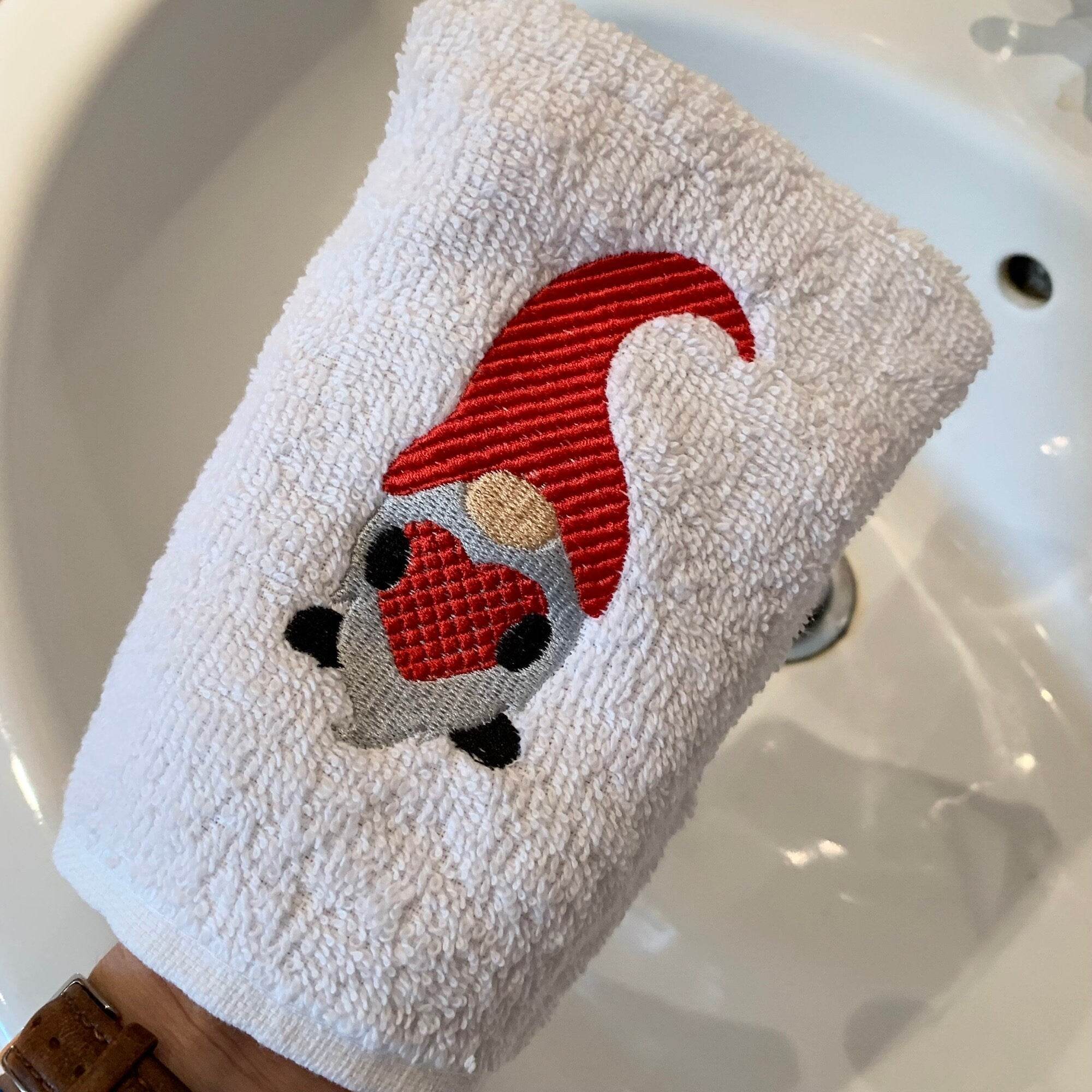 Gnom-Waschlappen Stickdatei ITH 13x18 Waschhandschuh Wichtel Gnome Weihnachten Anleitung in deutscher Sprache - Sewando