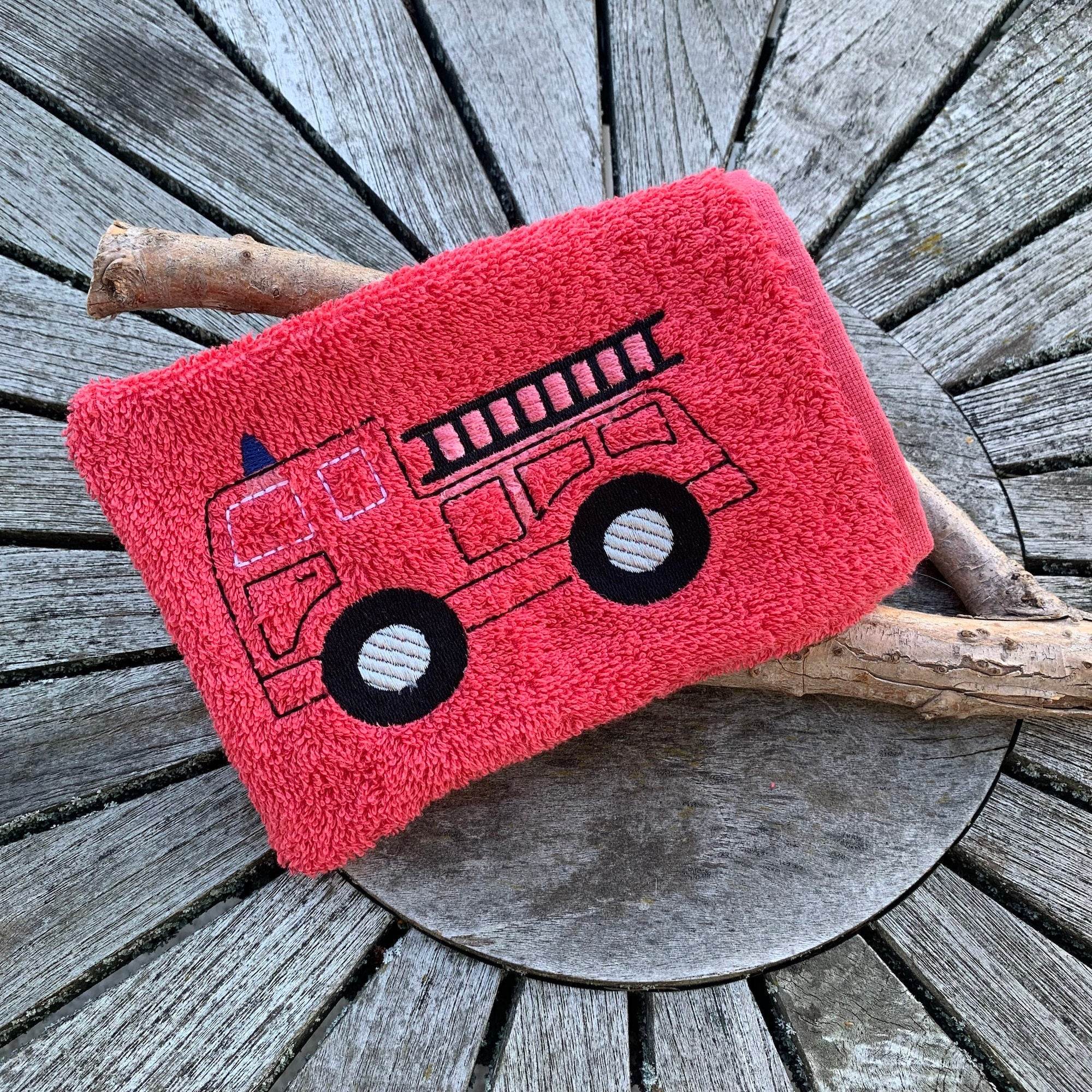 Feuerwehr Waschlappen Stickdatei ITH 13x18 Waschhandschuh Anleitung in deutscher Sprache - Sewando