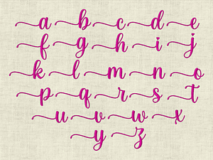 Stickdatei Schrift mit Herzen In Love 3 ca. 19mm Set 641 - Sewando