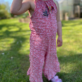 Schnittmuster Pernille – Jumpsuit für Mädchen mit & ohne Rüschen Gr. 92–146 - Sewando