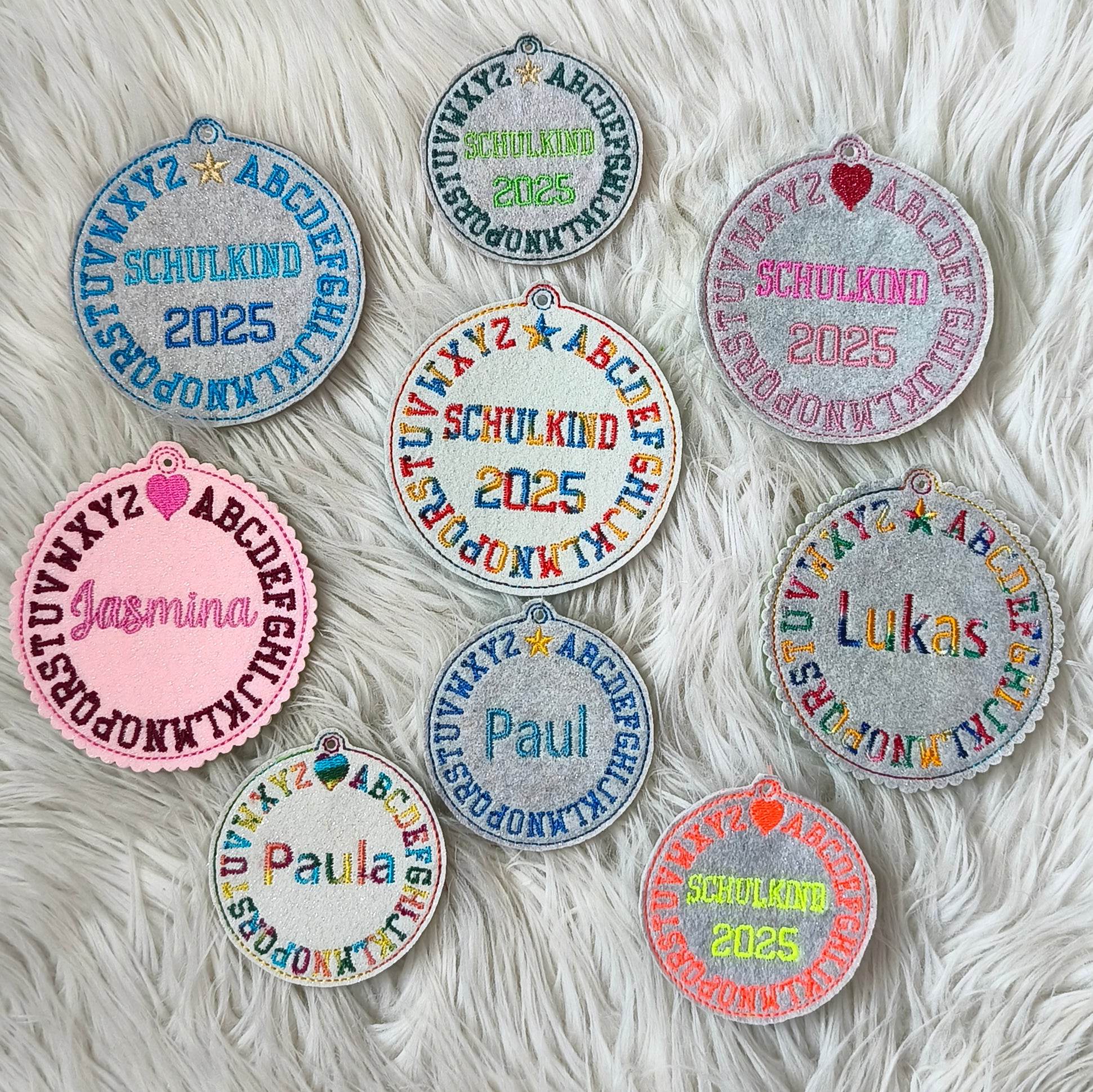Stickdatei Schulkind 2025 Anhänger Set 2540 - Sewando