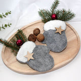 Stickdatei Handschuhe zum Befüllen als Wunscherfüller oder als Adventskalender - Sewando