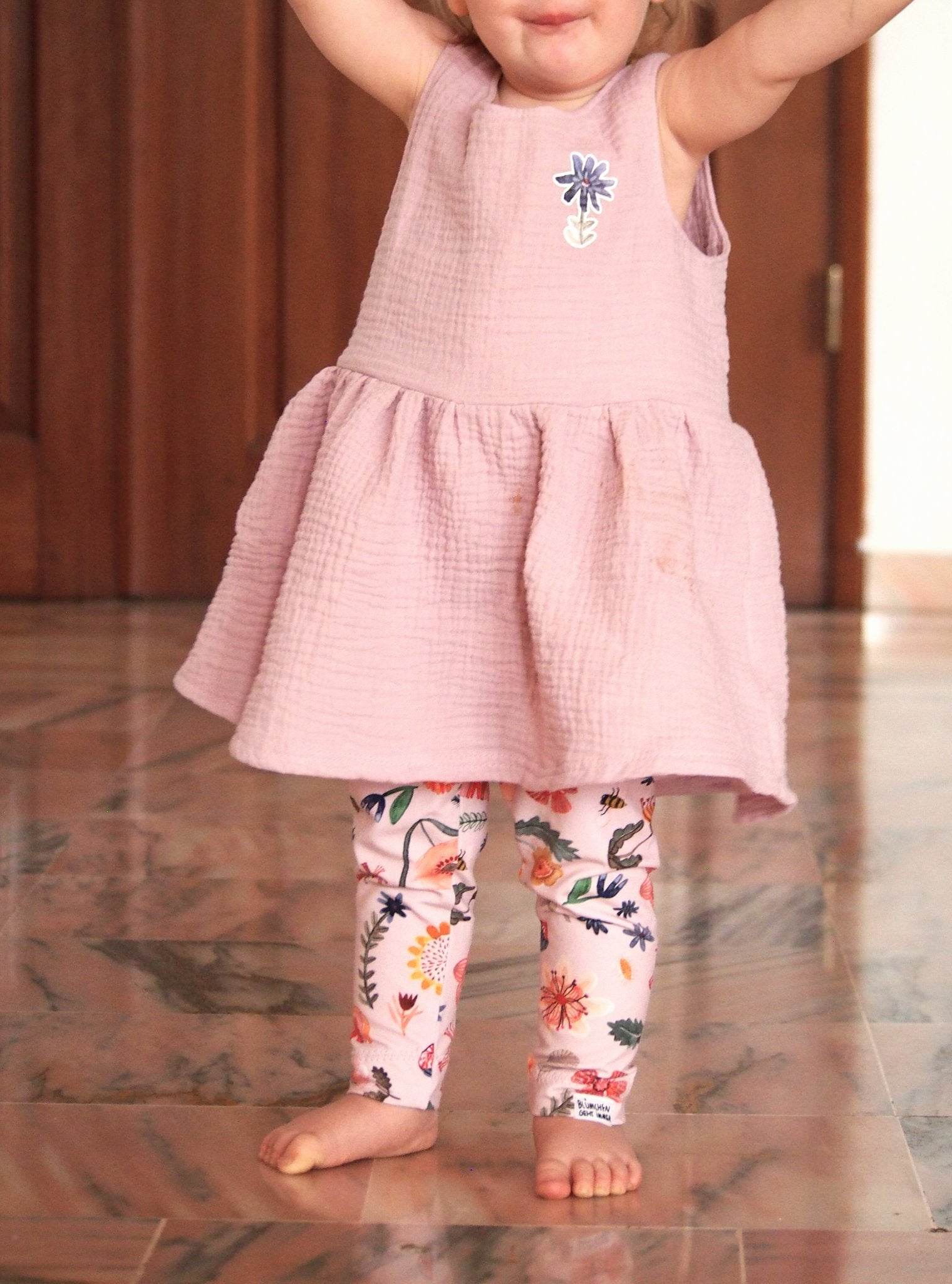Schnittmuster Mädchenkleid Lilje Gr. 56-164 - Sewando
