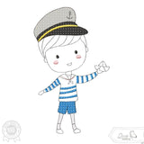 Matrosen Junge mit Boot Stickdatei – für kleine Kapitäne mit großer Fantasie an deiner Stickmaschine - Sewando