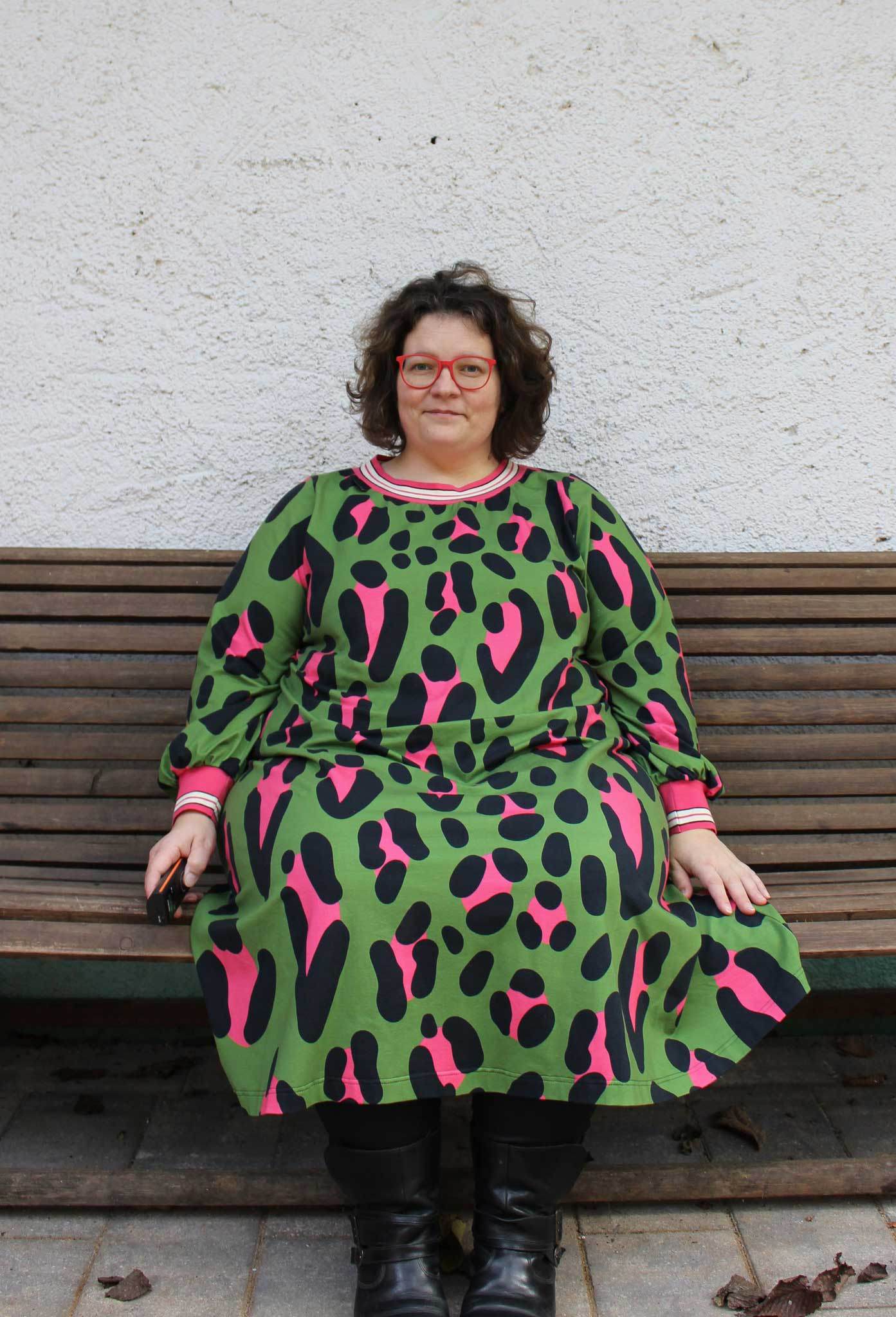 Schnittmuster Kleid Tunika A-Linie DELICIA CURVY (46-60) : - Sewando