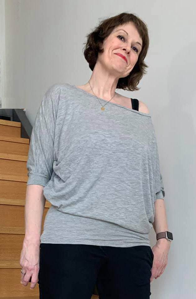 Schnittmuster Kleid, Shirt mit Fledermausärmeln GULA (34-52) : - Sewando