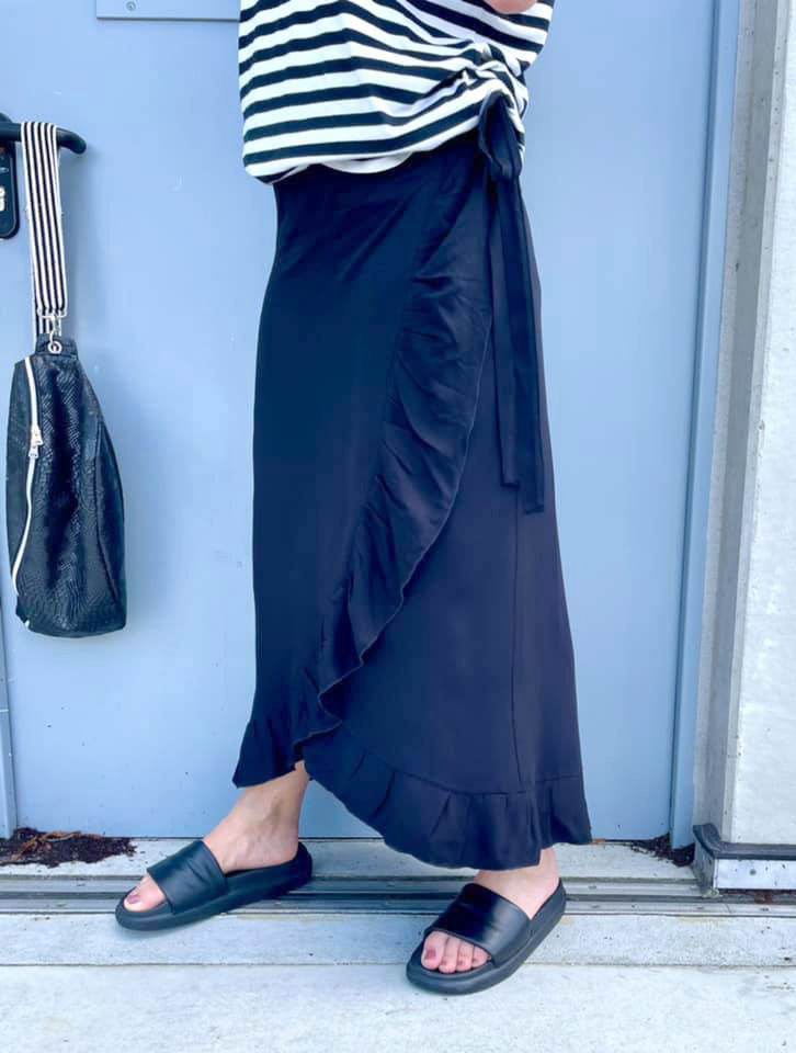 Schnittmuster Wickelrock PITANGA (34-58) - Sewando