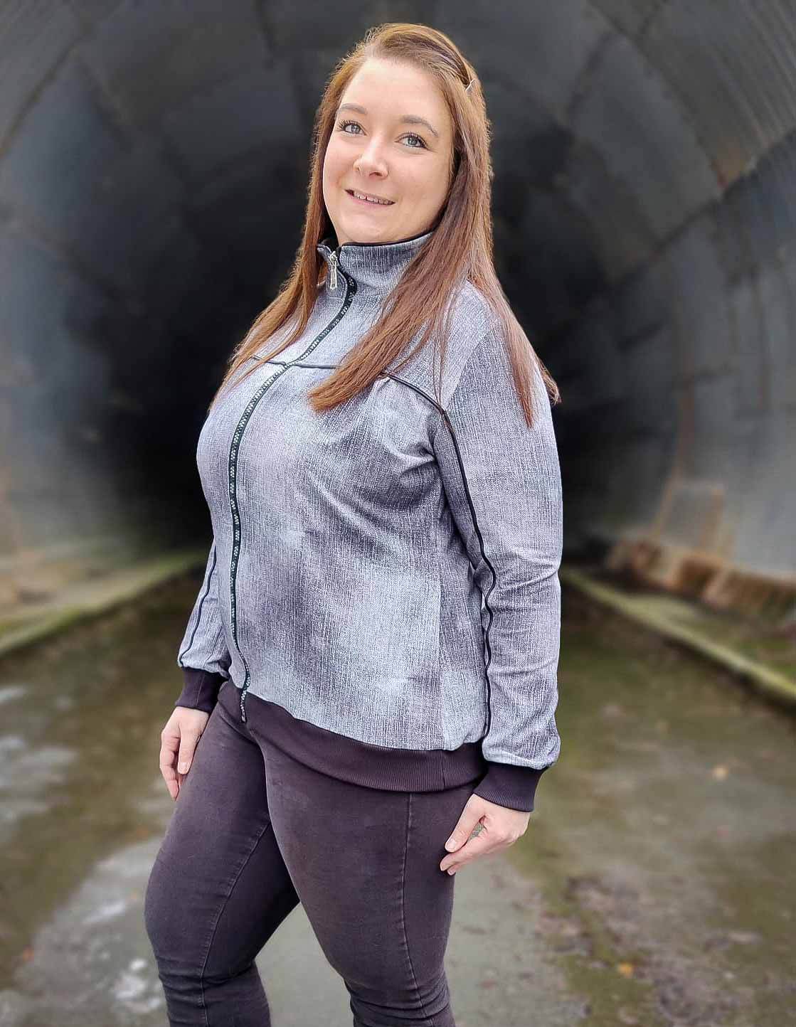 Schnittmuster Sweatjacke „Göttin des Frühlings“ Damen Gr. 32 - 62 - Sewando