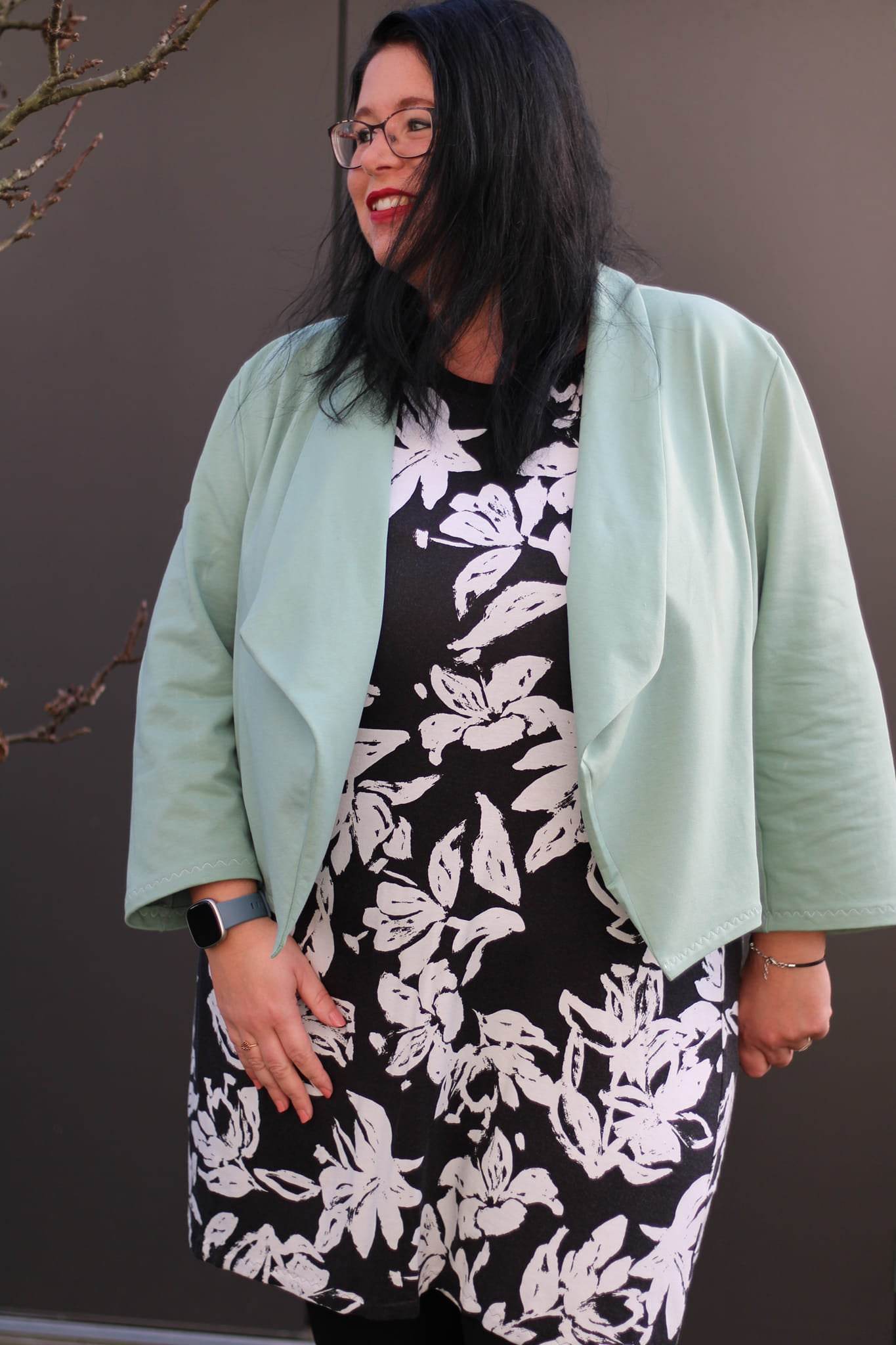 Schnittmuster kurzer Jersey Blazer LILIA (34-58) - Sewando