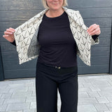 Schnittmuster kurzer Jersey Blazer LILIA (34-58) - Sewando