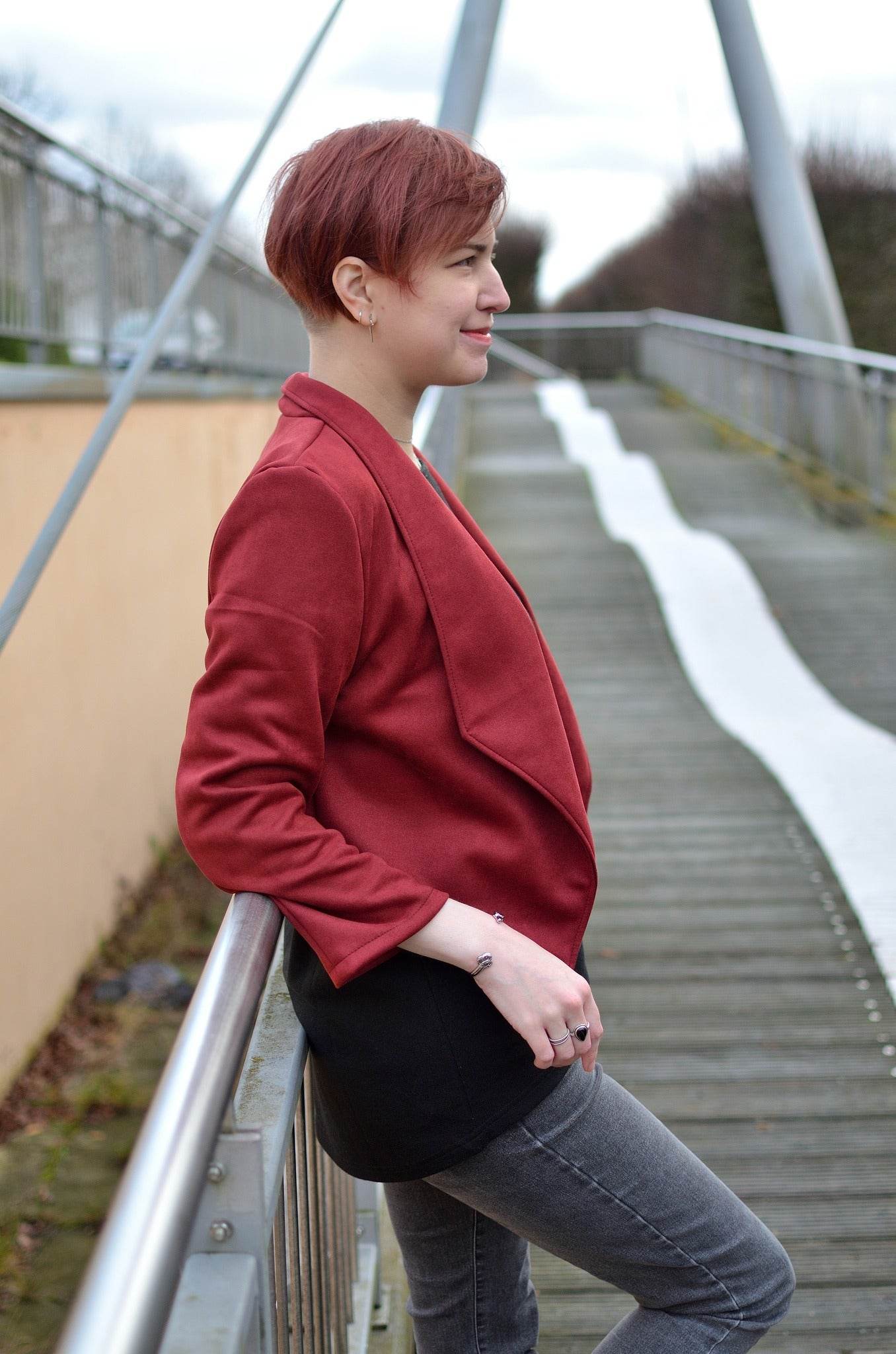 Schnittmuster kurzer Jersey Blazer LILIA (34-58) - Sewando