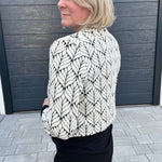 Schnittmuster kurzer Jersey Blazer LILIA (34-58) - Sewando