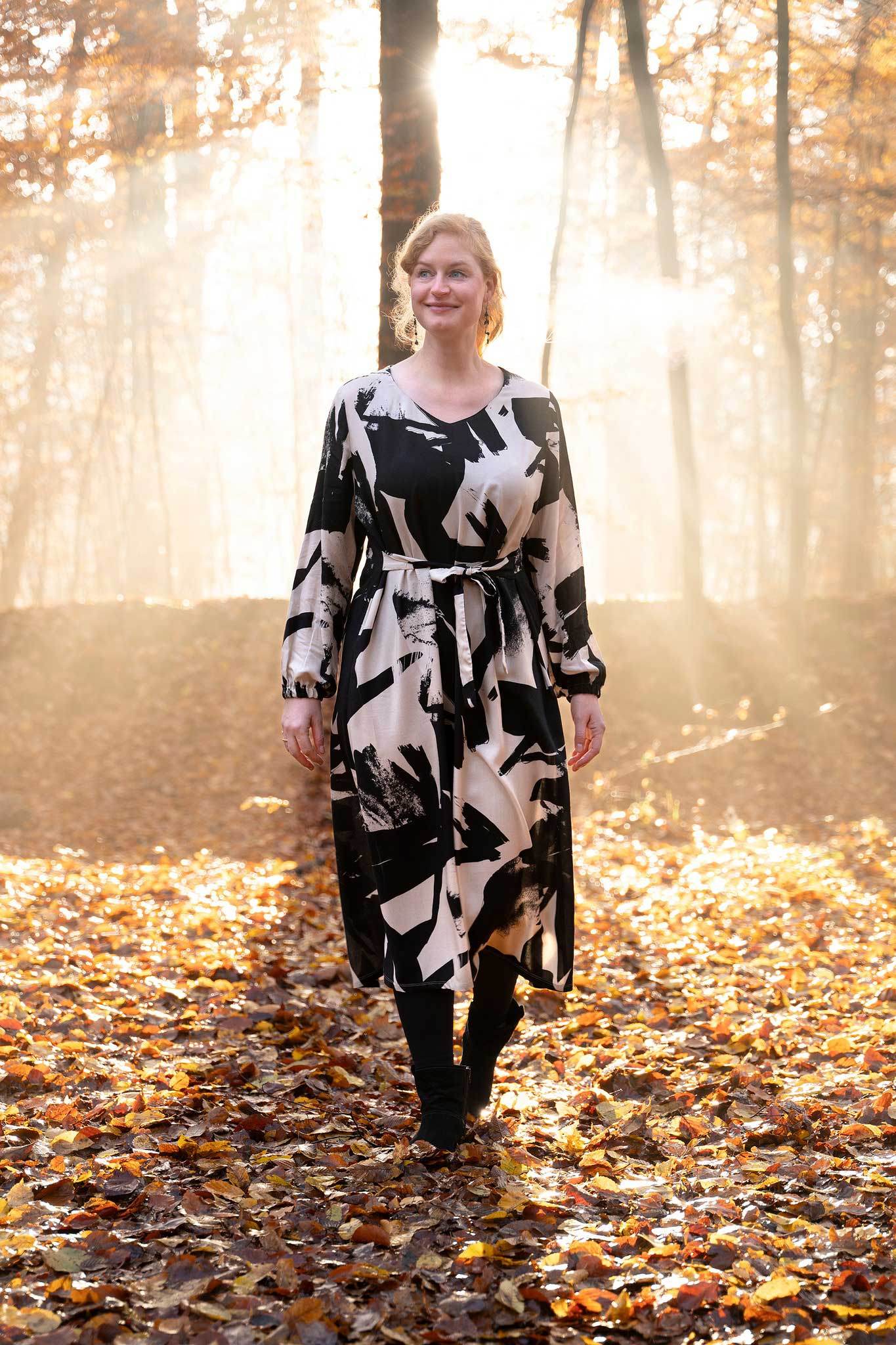 Schnittmuster Viskose Kleid mit Schleife MARGARIDA (32-58) - Sewando