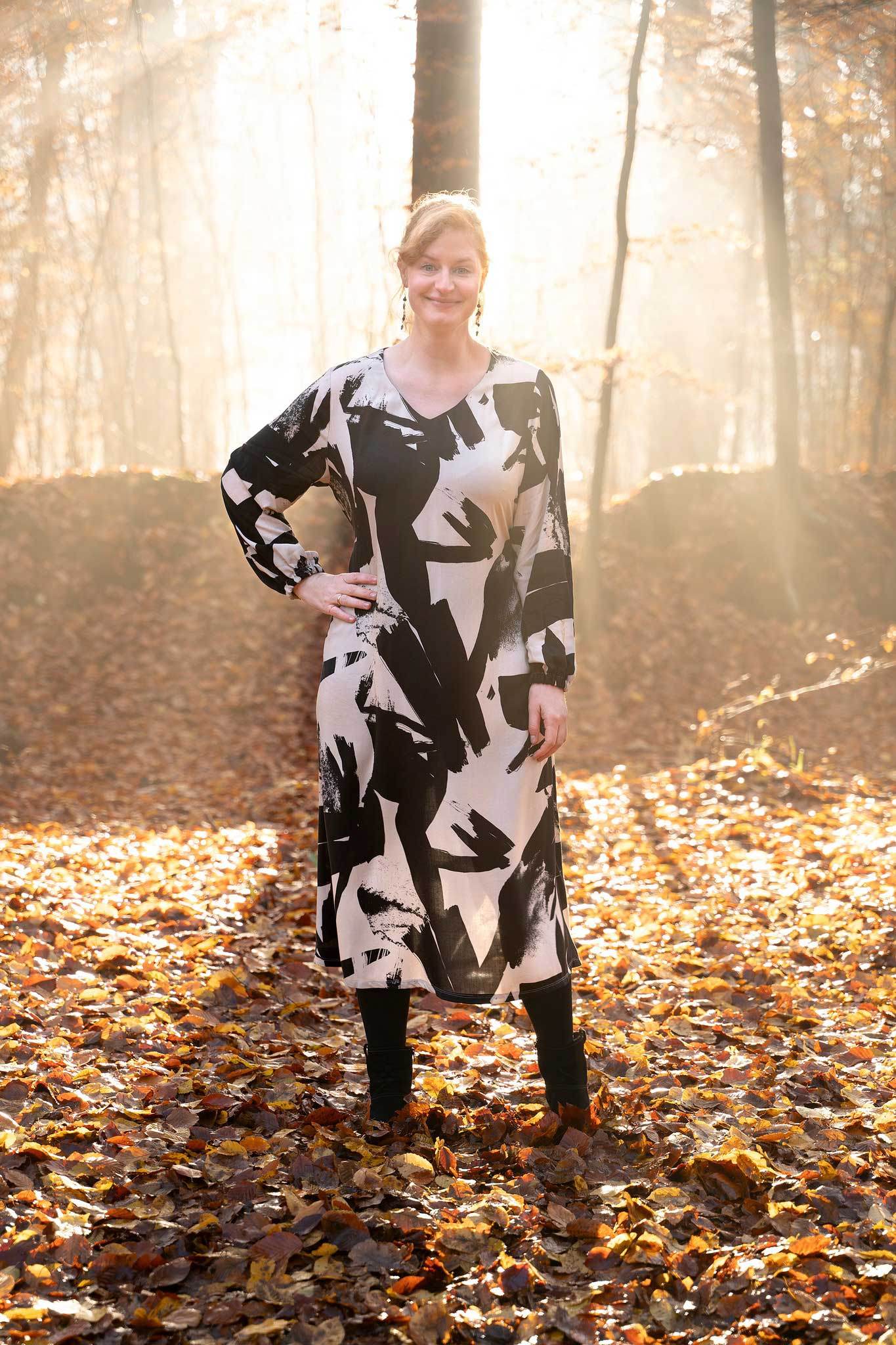 Schnittmuster Viskose Kleid mit Schleife MARGARIDA (32-58) - Sewando