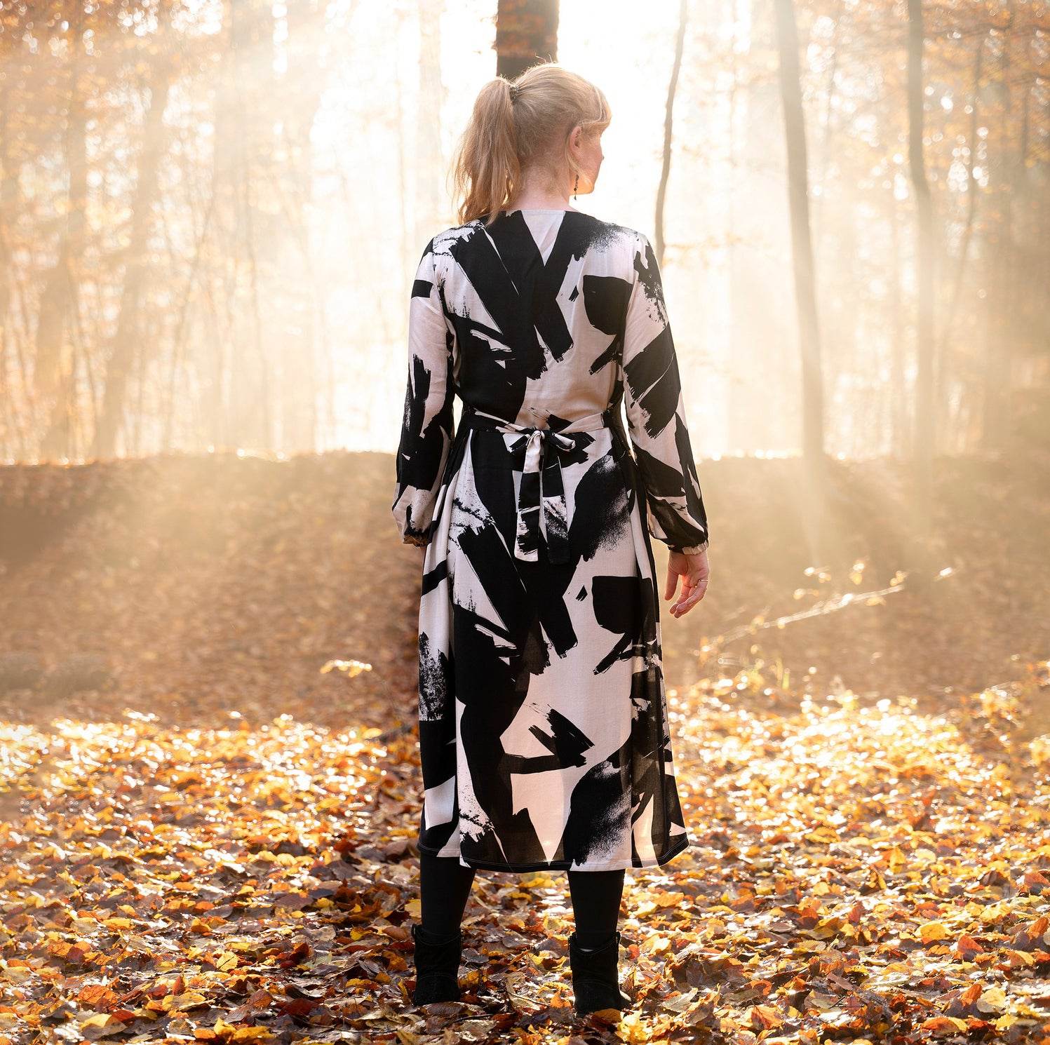 Schnittmuster Viskose Kleid mit Schleife MARGARIDA (32-58) - Sewando