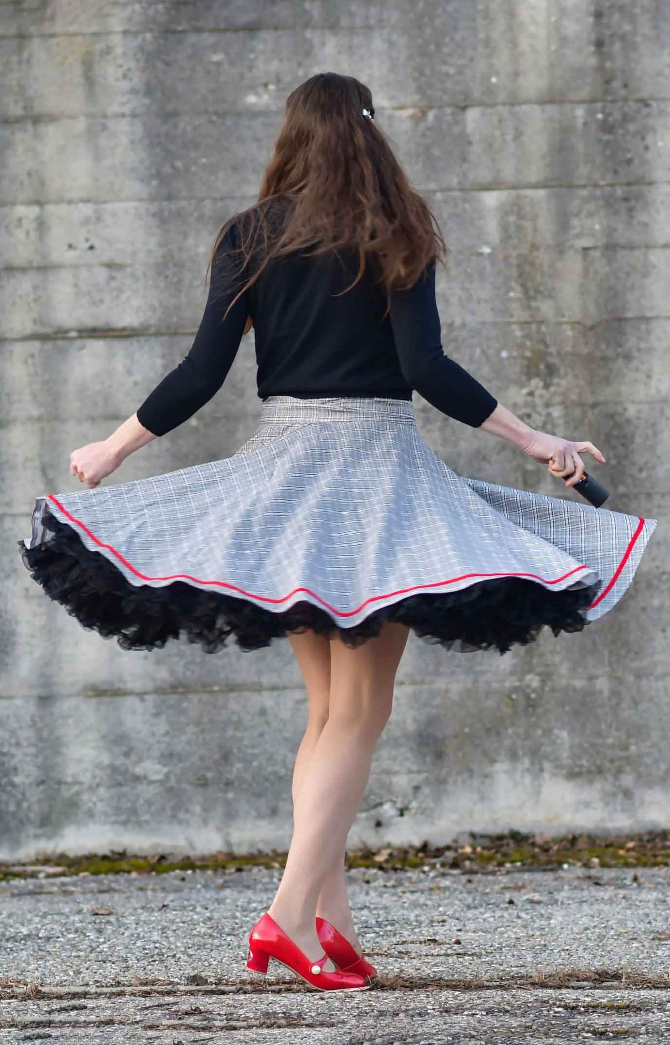 Schnittmuster Tellerrock mit Petticoat AVARITIA (34-58) : - Sewando