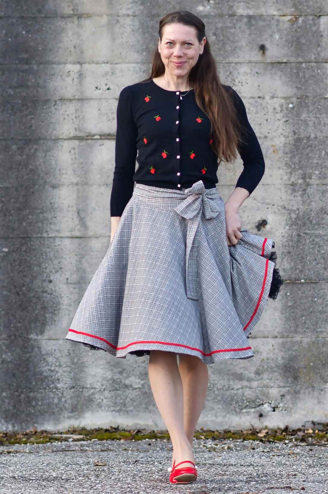 Schnittmuster Tellerrock mit Petticoat AVARITIA (34-58) : - Sewando