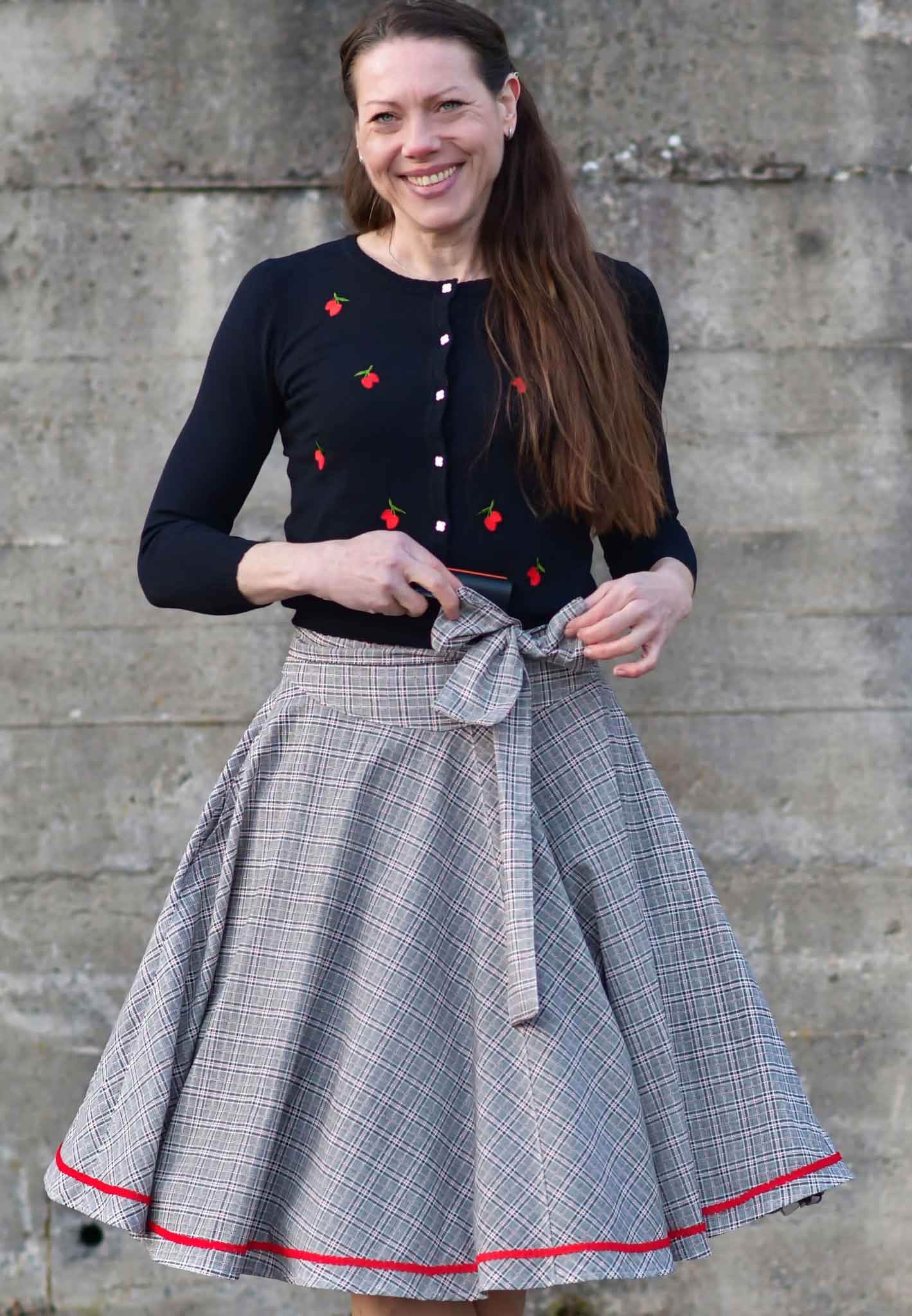 Schnittmuster Tellerrock mit Petticoat AVARITIA (34-58) : - Sewando