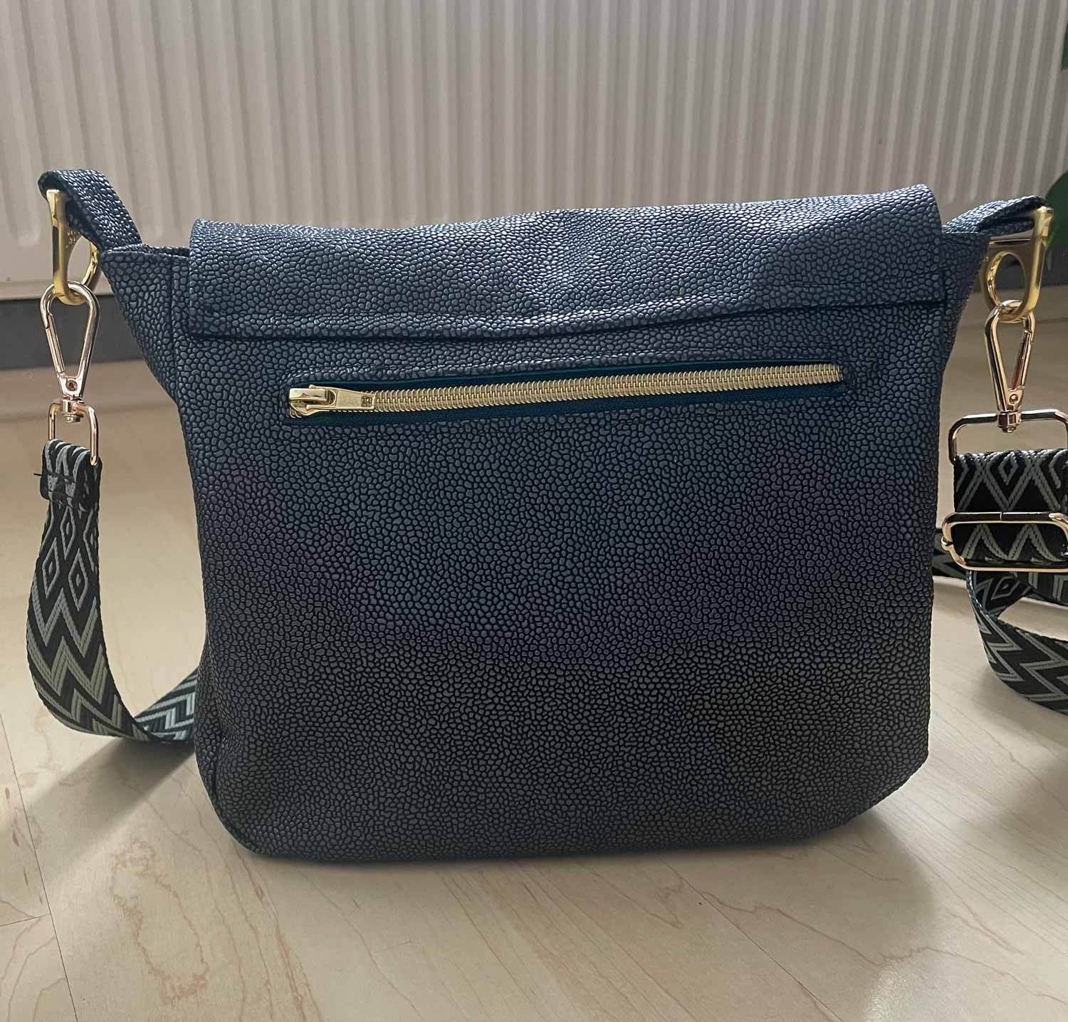 Schnittmuster Tasche „Mein treuer Begleiter“ 21x24x7,5cm - Sewando