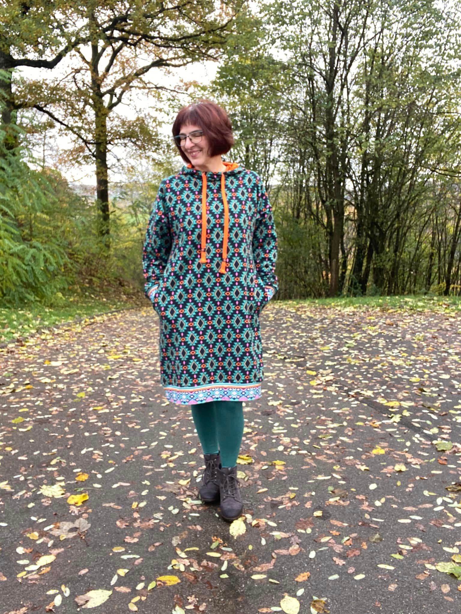 Schnittmuster Hoodie Hoodiekleid Lys Gr. 32-50 - Sewando