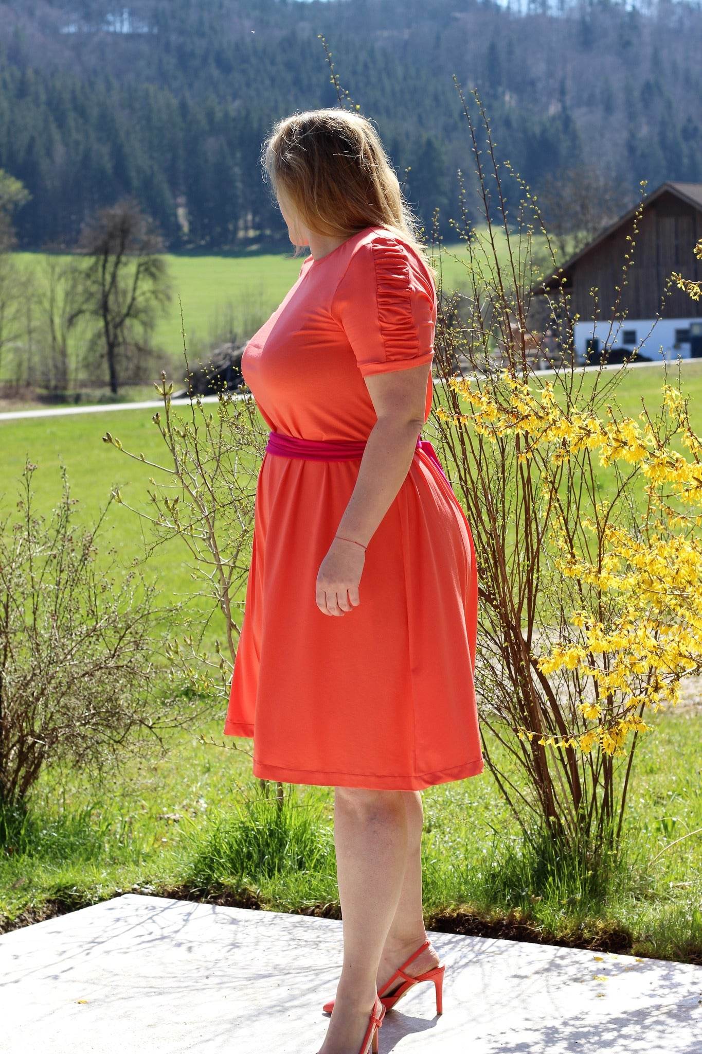 Schnittmuster Kleid Venskab Gr. 32-50 - Sewando