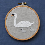 MUTE SWAN Hand Embroidery Pattern - Sewando