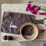 MUTE SWAN Hand Embroidery Pattern - Sewando