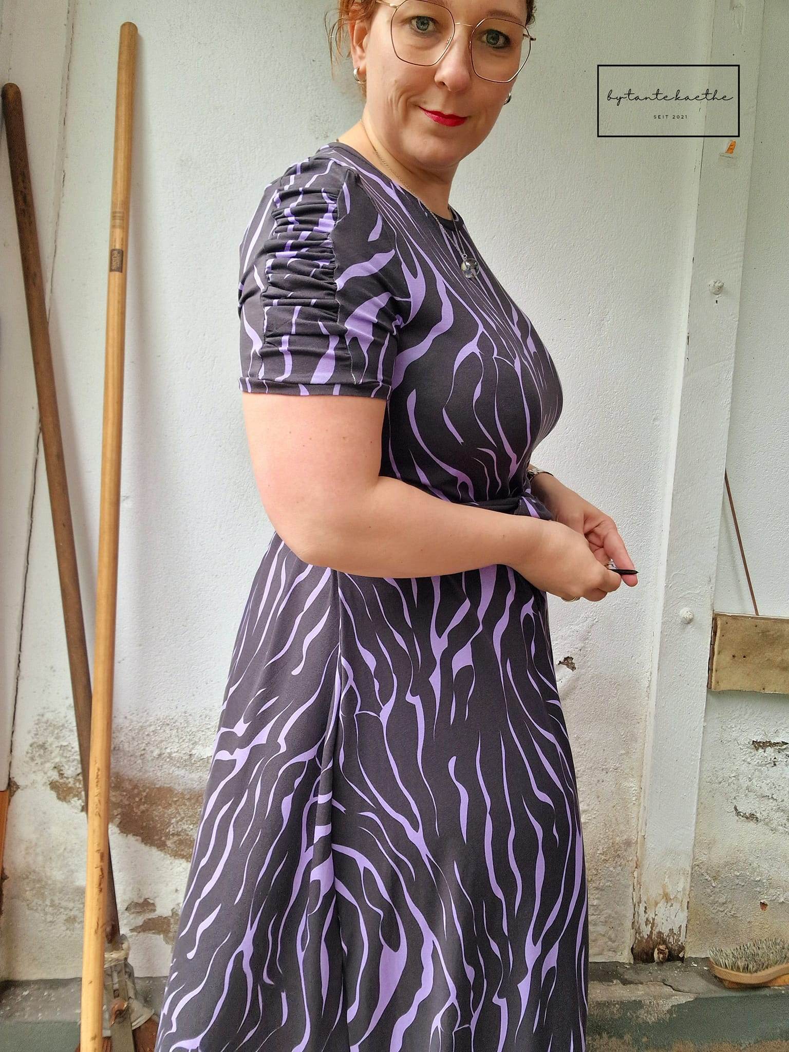 Schnittmuster Kleid Venskab Gr. 32-50 - Sewando