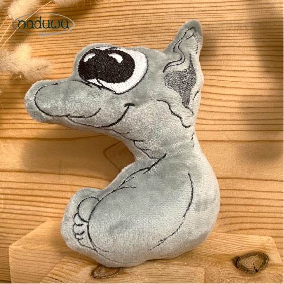 Stickdatei Knuffelchen Skjou Set mit 7 Größen, ITH Stickdatei Kuscheltier - Sewando