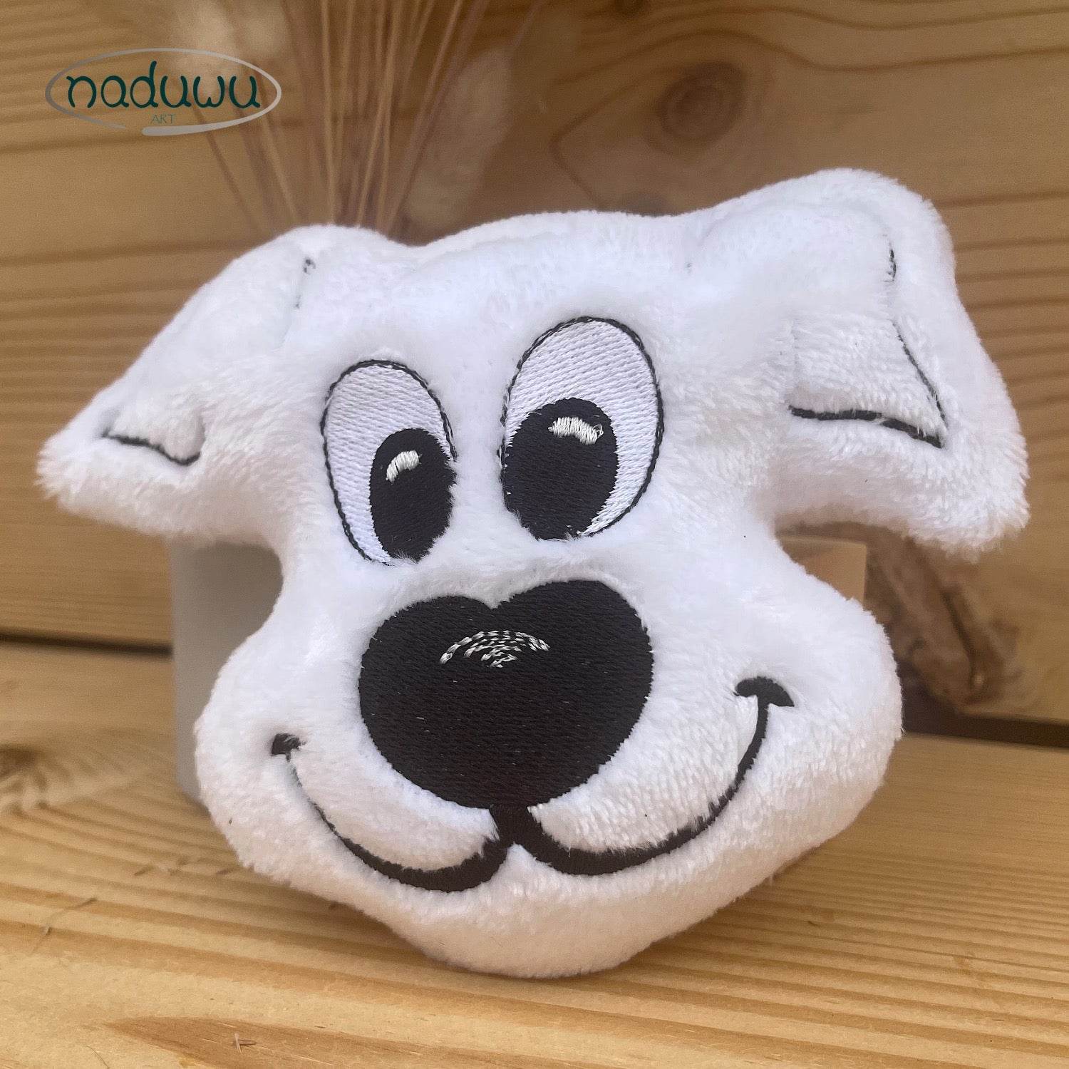 Stickdatei Hund Stuffie Set, ITH Kuschelkissen Schnuffelkopp in 8 Größen - Sewando