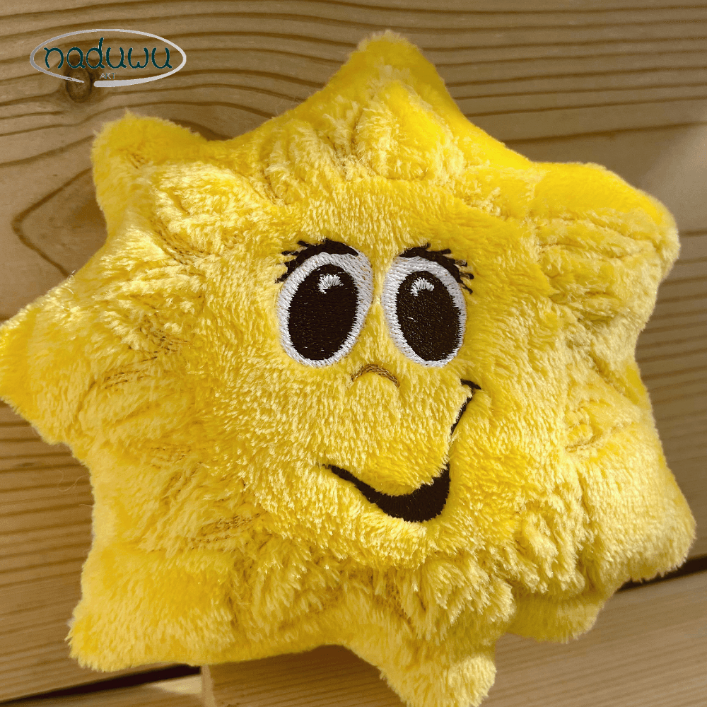 Stickdatei Sonne Stuffie 20x20, ITH Kuschelkissen Sunny - Sewando