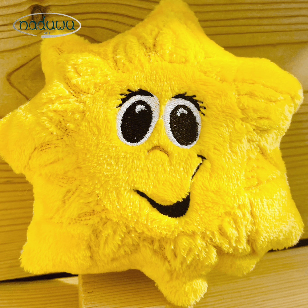 Stickdatei Sonne Stuffie 20x20, ITH Kuschelkissen Sunny - Sewando