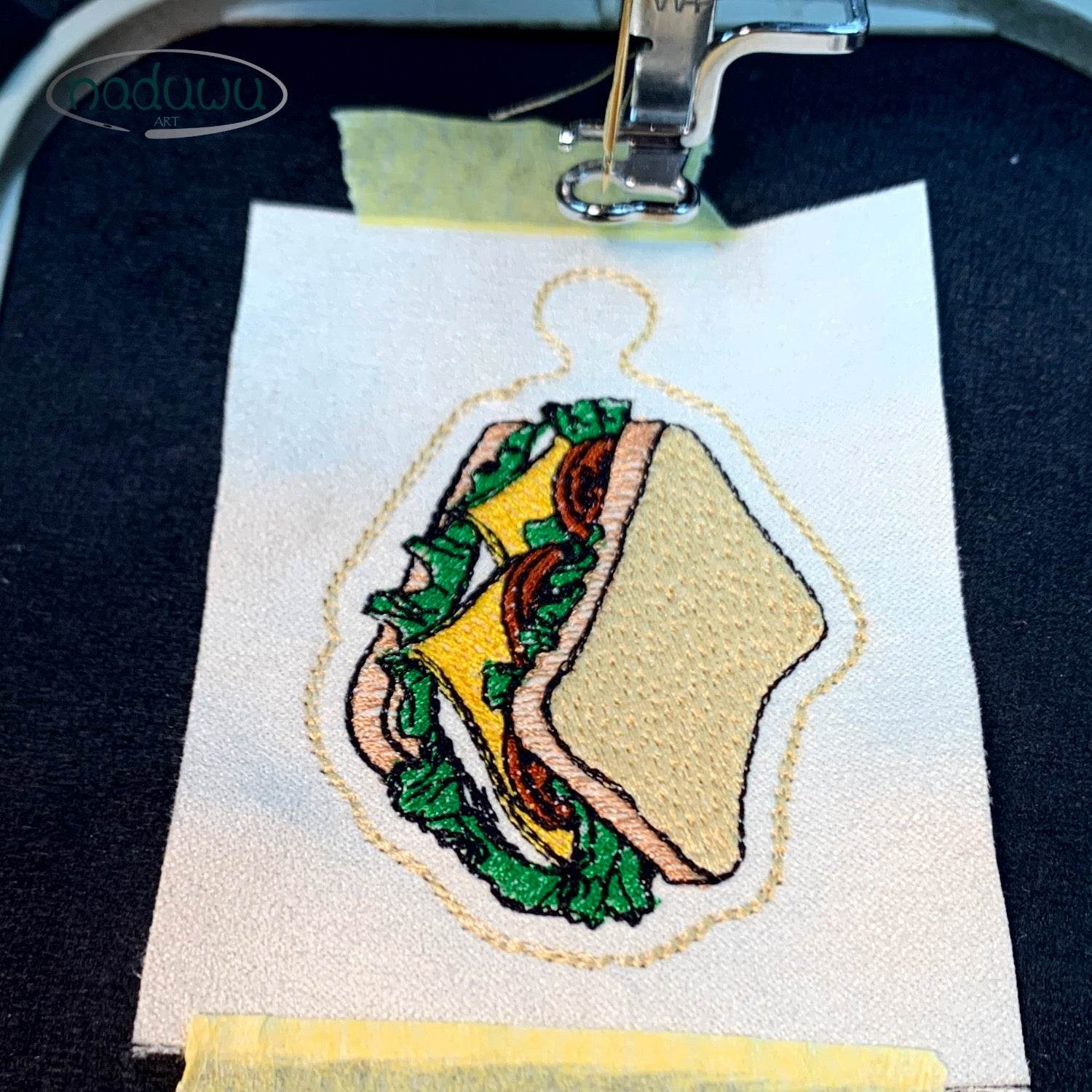 Stickdatei Sandwich Anhänger 9x6, lustiger ITH Anhänger - Sewando