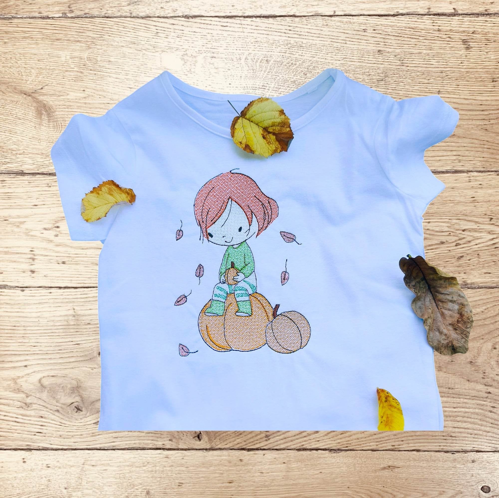 Stickdatei Herbst Mädchen mit Kürbis Set 2559 - Sewando