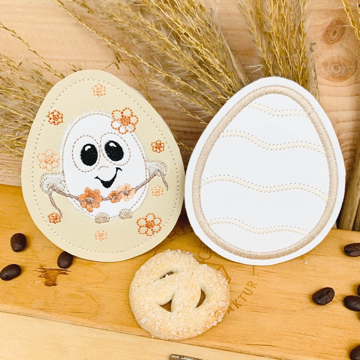 Stickdatei Osterei Mug Rug Set mit 5 ITH Ostereidesigns - Sewando