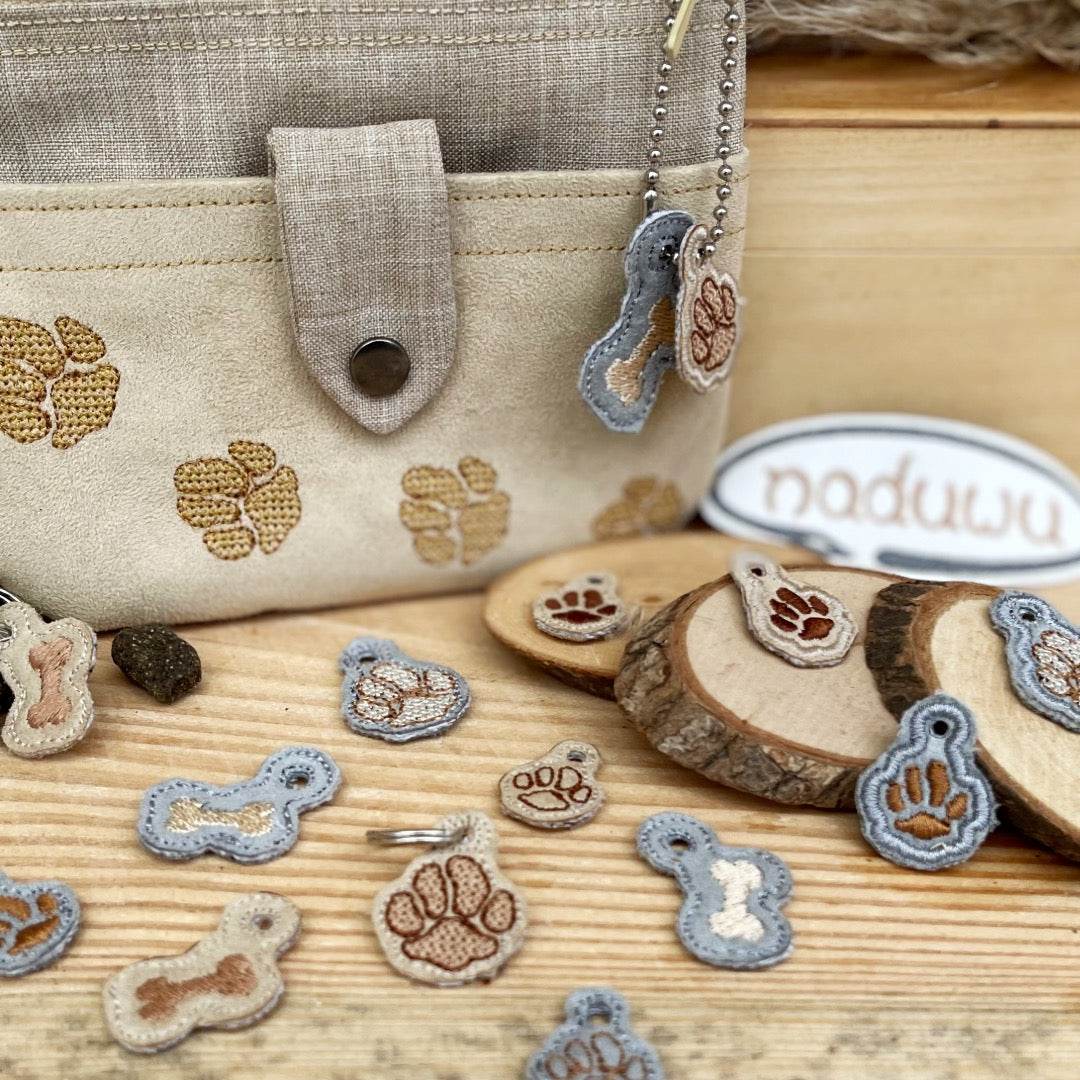 Stickdatei Hundepfoten und Knochen Mini-Anhänger, ITH für 10x10 Rahmen - Sewando