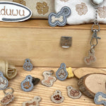 Stickdatei Hundepfoten und Knochen Mini-Anhänger, ITH für 10x10 Rahmen - Sewando