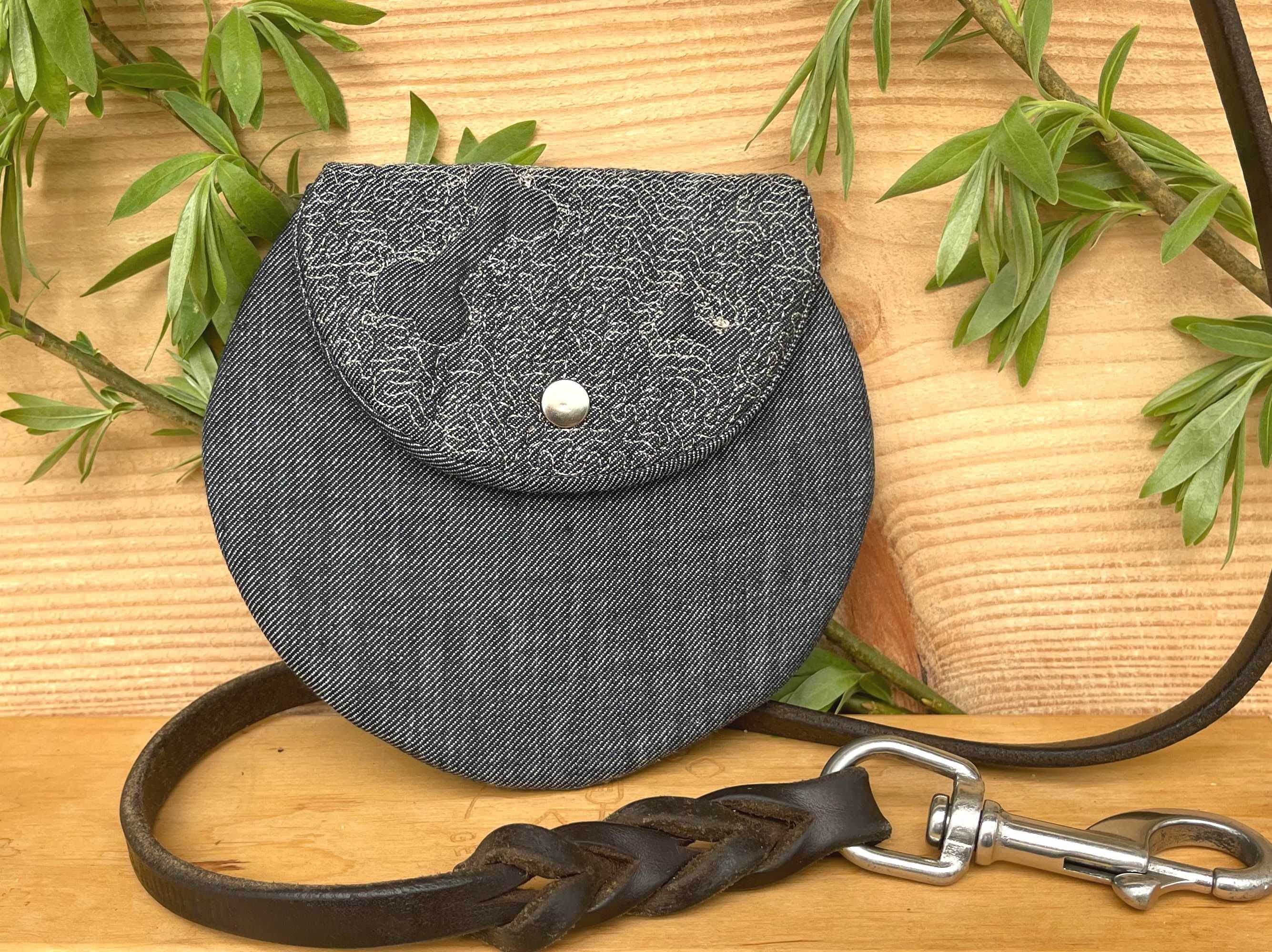 Stickdatei Tasche 16x22 In The Hoop, ITH runde BoneBag - Sewando
