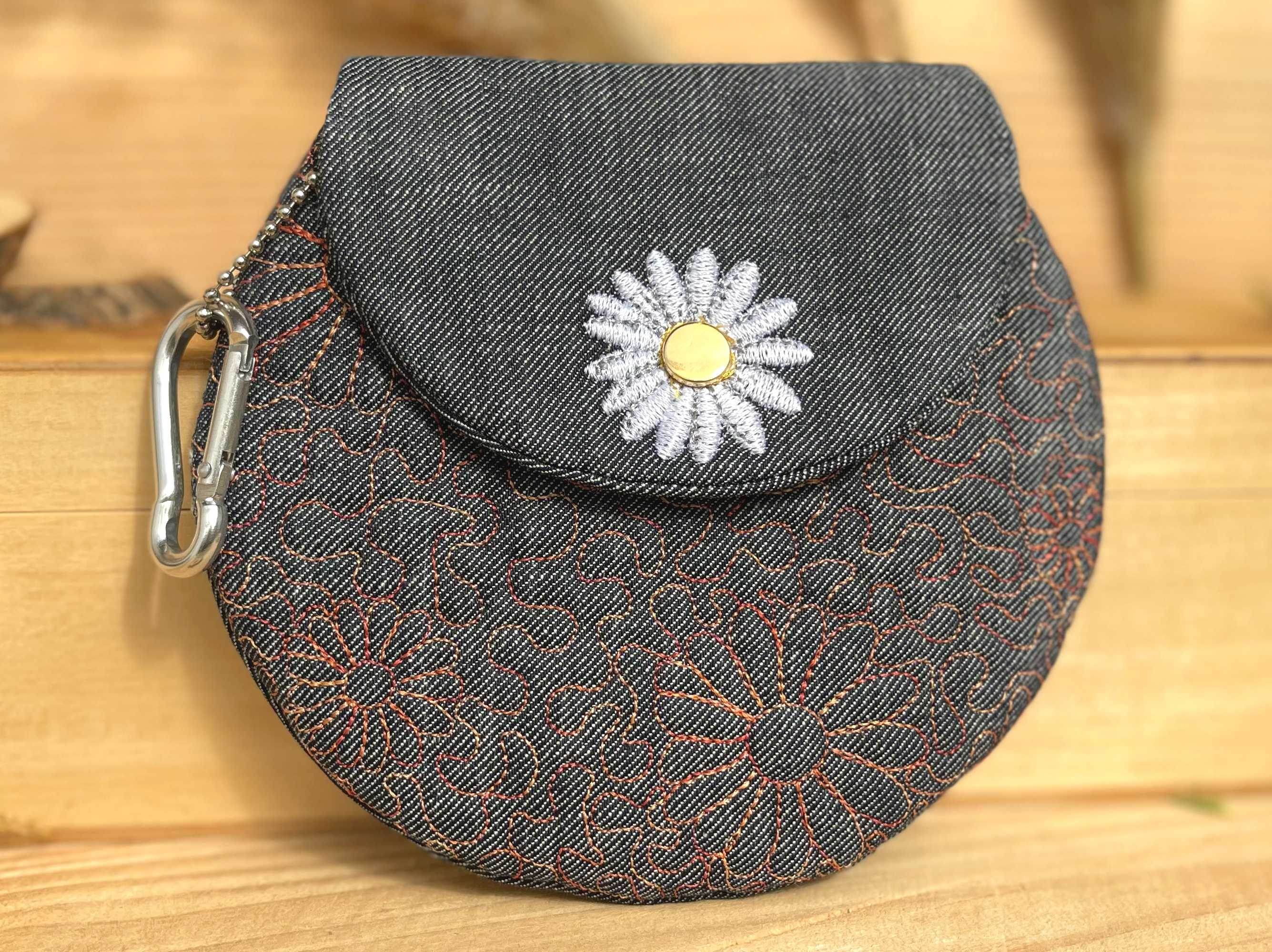 Stickdatei Tasche 16x22 mit Gänseblümchen, ITH runde Daisy Bag - Sewando