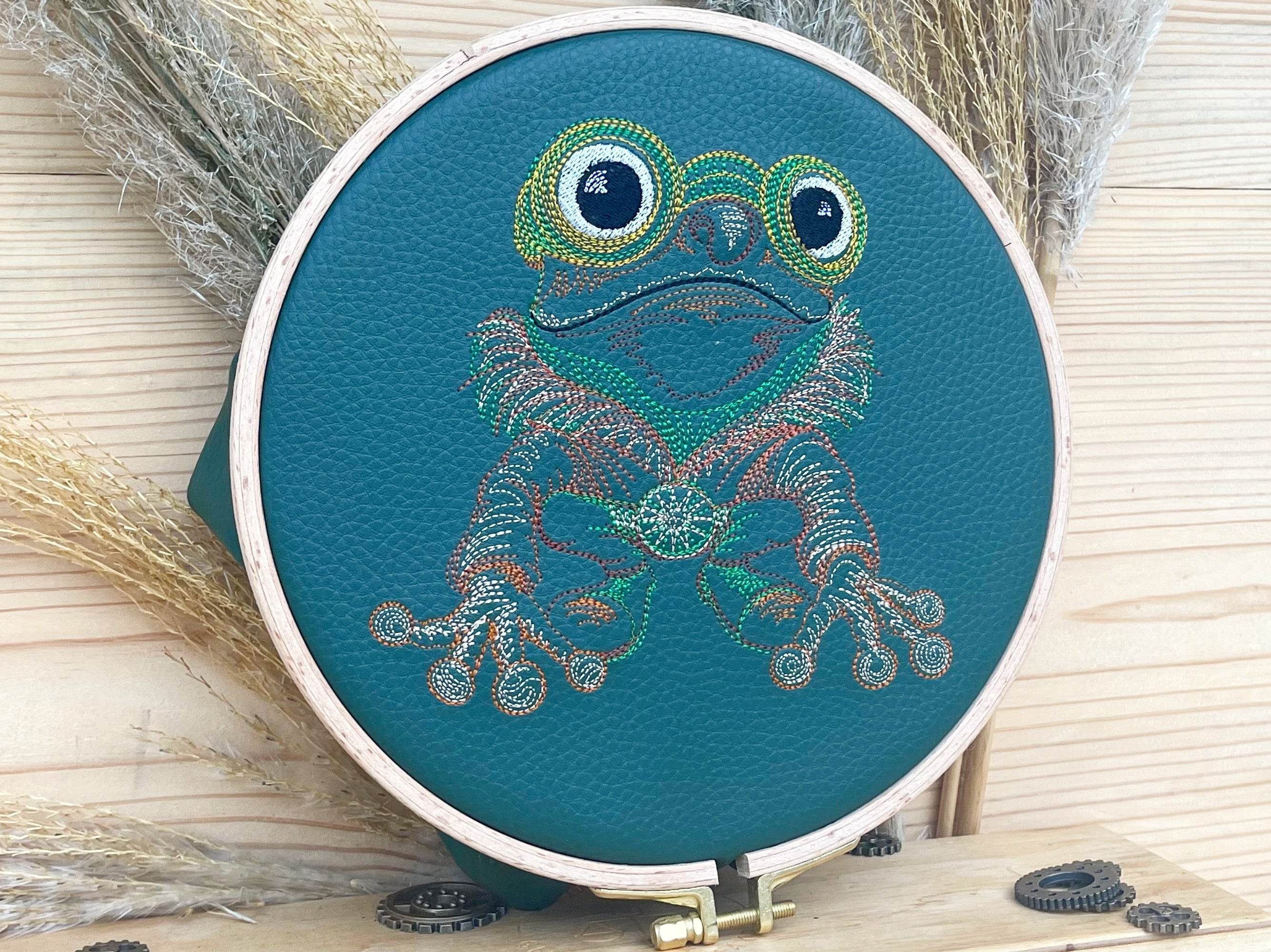 Stickdatei Steampunk Frosch Set mit 6 Größen - Sewando