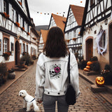 Stickdatei Totenkopf mit Blumen "Kaja" - realistisch - FÜR HELLE STOFFE