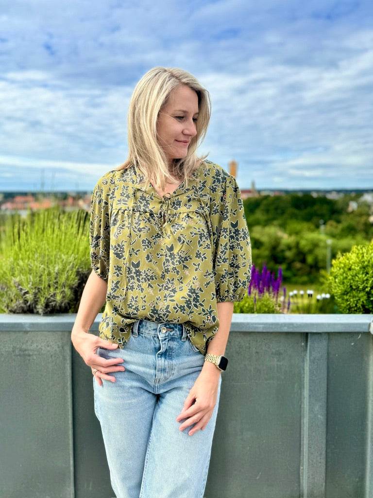 Schnittmuster Bluse POPPY - mit Puffärmeln und Variante Tunika und Kleid | Gr. 32-50 (PDF) - Sewando