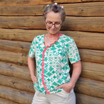 Schnittmuster Bluse DAISY - V-Ausschnit mit Rüsche, Kurzarm | Gr. 32-50 (PDF) - Sewando